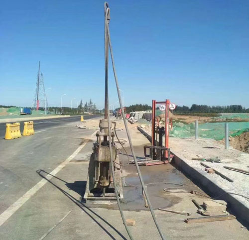 禄丰公路高聚物注浆加固